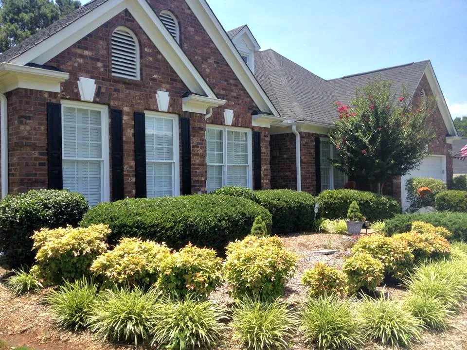 Top-rated lawn care service in Atlanta, GA by Paley Landscaping