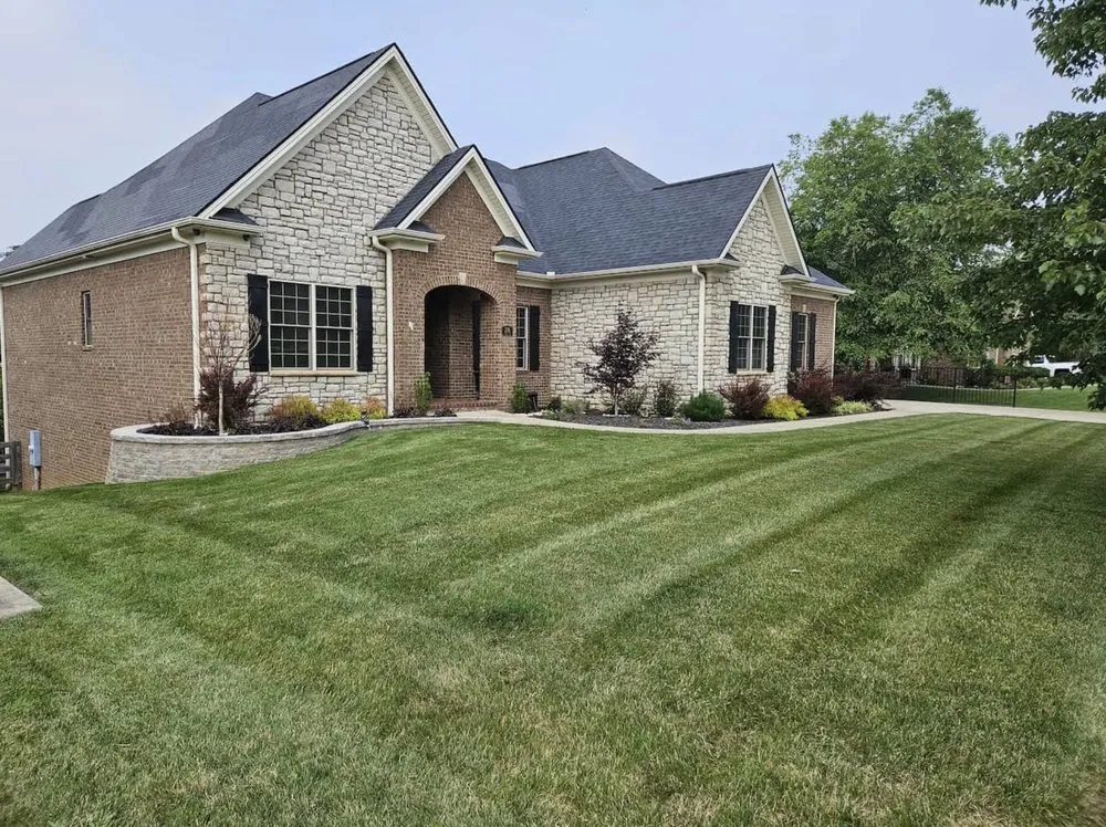 Affordable lawn care service in Nicholasville, KY - Palisades Lawn & Land Services