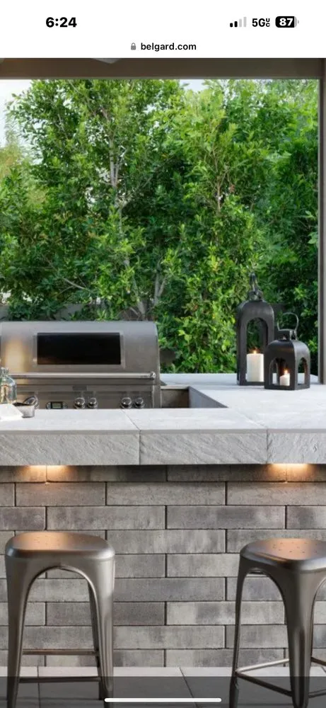 Reliable lawn mowing service with custom design in Palm Beach Gardens, FL by Palm Beach Contracting Services