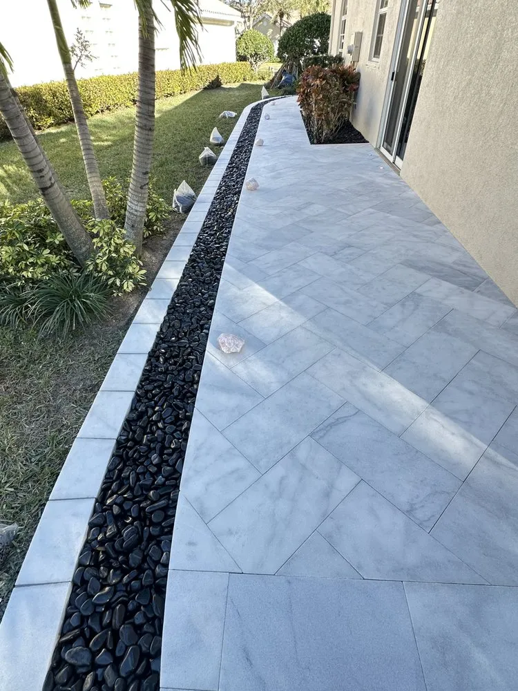 Professional garden landscaping with custom design across Palm Beach Gardens, FL - Palm Beach Contracting Services