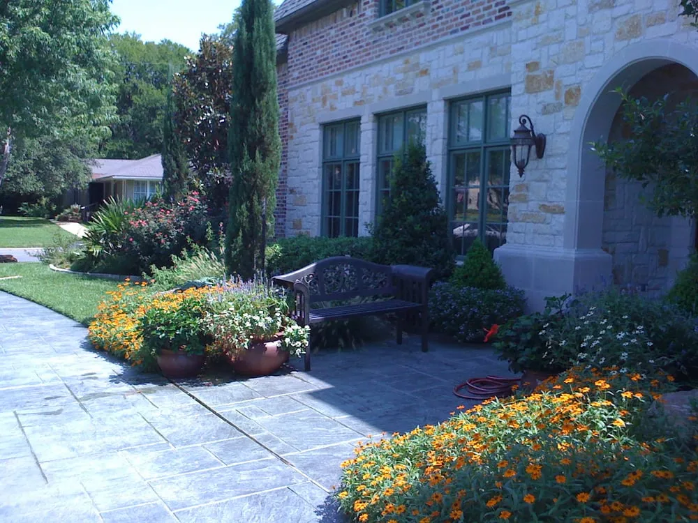 Trusted residential landscaping for residential properties across Dallas, TX - Palm Gardens