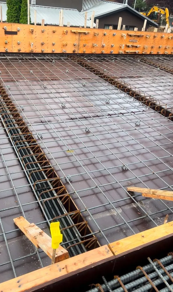 Custom outdoor landscaping with custom design in Auburn, WA by Palma Construction Services