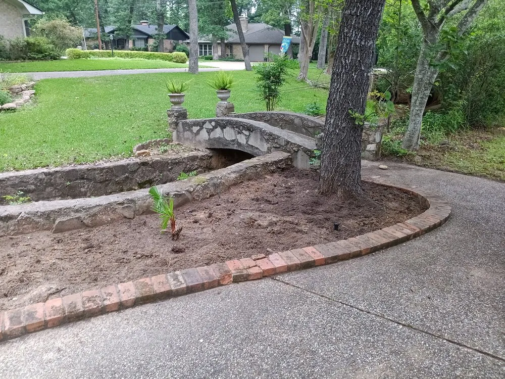 Custom lawn mowing service in Tyler, TX - Palma’s Landscaping