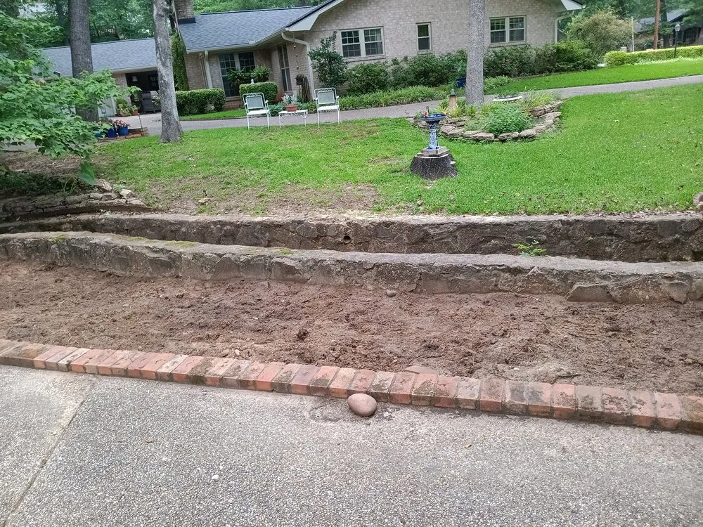 Professional yard maintenance in Tyler, TX by Palma’s Landscaping