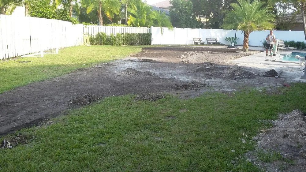 Local lawn mowing service with custom design in Oakland Park, FL by Palmer Bros