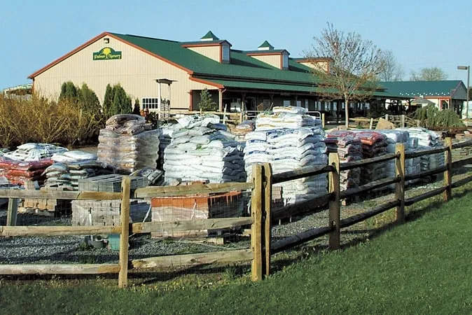 Expert yard maintenance in Easton, PA by Palmer Nursery