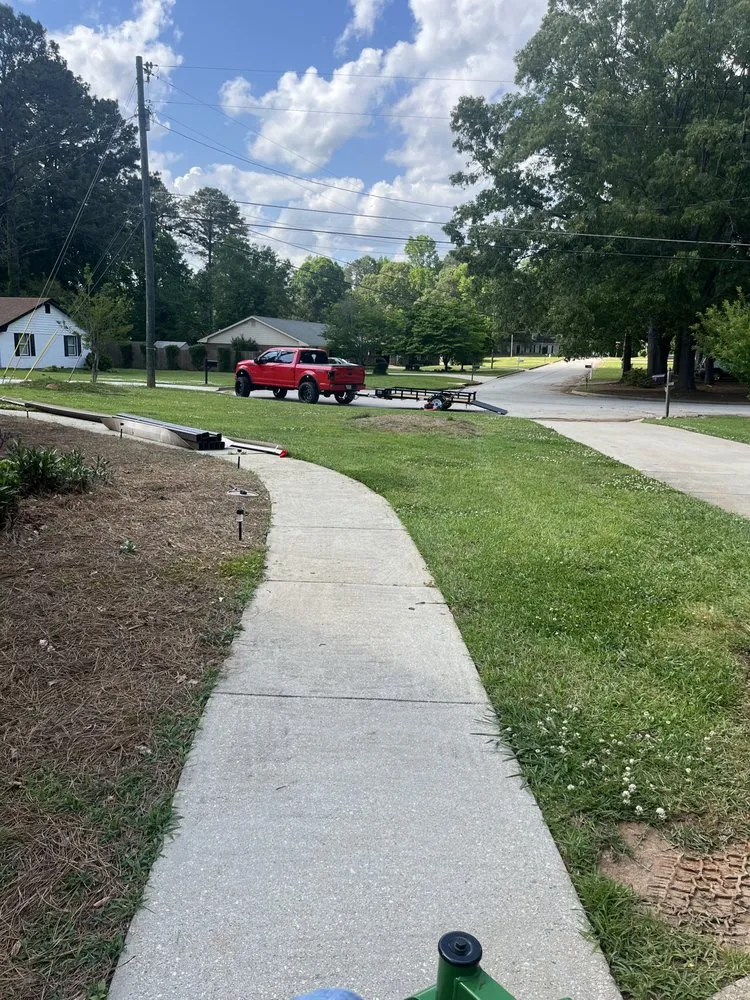 Top-rated lawn mowing service in Covington, GA - Palmer’s Land Scraping