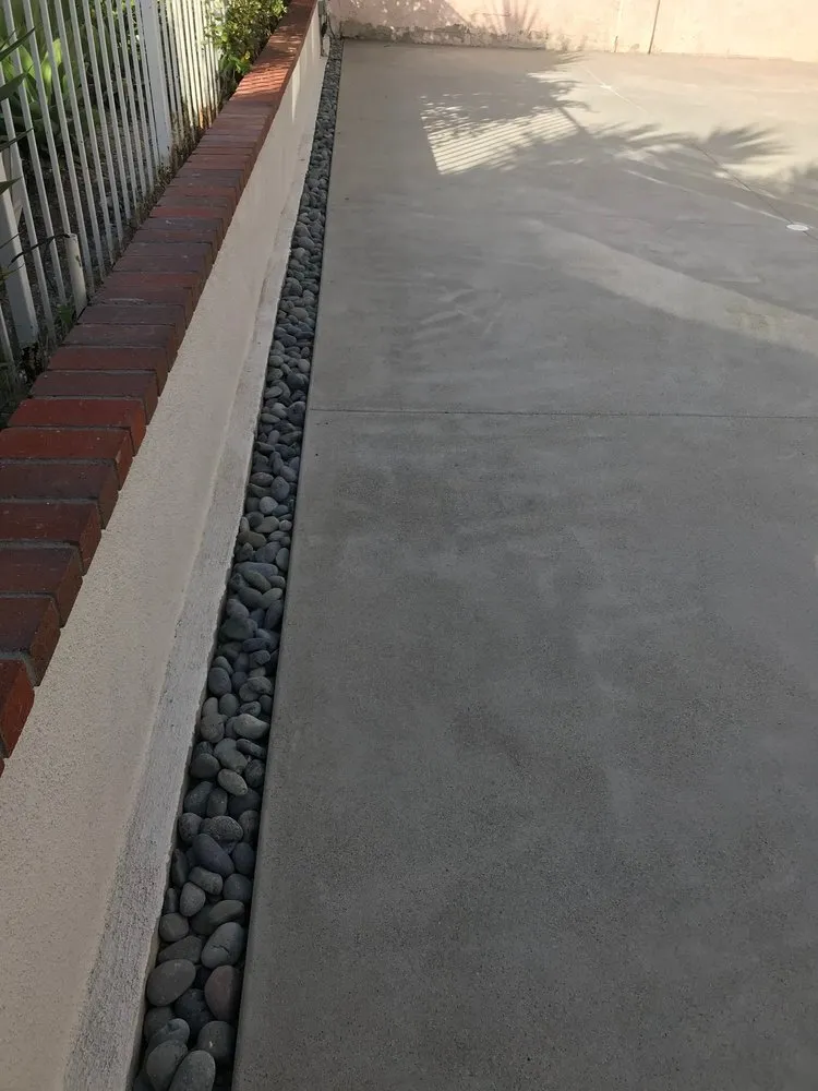 Expert lawn mowing service in Laguna Hills, CA - Palmers Landscape Installation