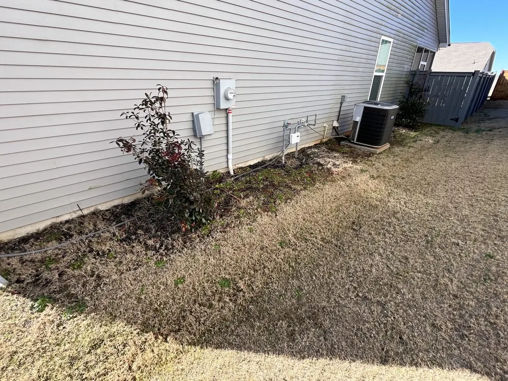 Custom yard cleanup service in Spartanburg, SC by Palmer's Landscaping