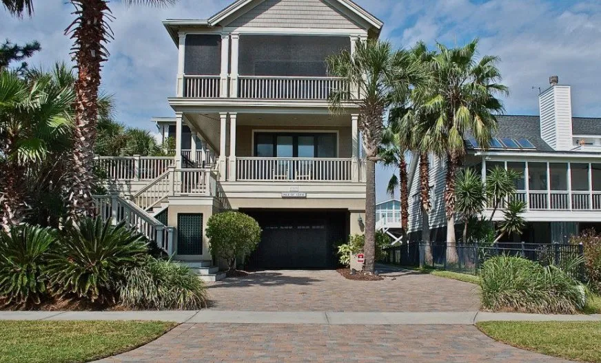 Reliable lawn care service in Mount Pleasan, SC by Palmetto Green Landscape and Design