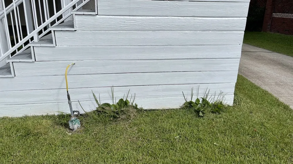 Affordable lawn mowing service in Mount Pleasan, SC by Palmetto Green Landscape and Design