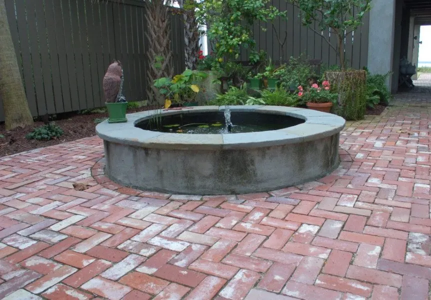 Top-rated garden landscaping for residential properties in Mount Pleasan, SC by Palmetto Green Landscape and Design