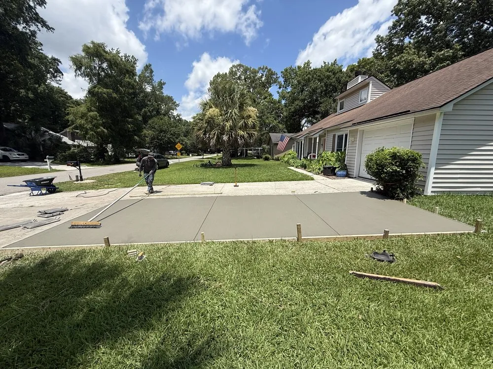 Trusted landscaping services experts serving Hanahan, SC - Palmetto Luna Landscaping And Concrete