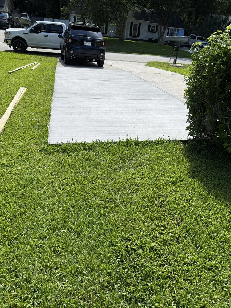 Affordable residential landscaping for residential properties across Hanahan, SC - Palmetto Luna Landscaping And Concrete