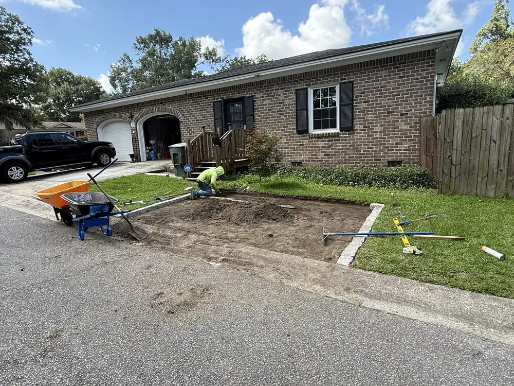 Reliable landscape design for beautiful yards in Hanahan, SC by Palmetto Luna Landscaping And Concrete