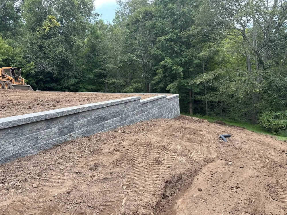 Trusted lawn care service for year-round maintenance across East haven, CT - Palmieri's Lawn Care