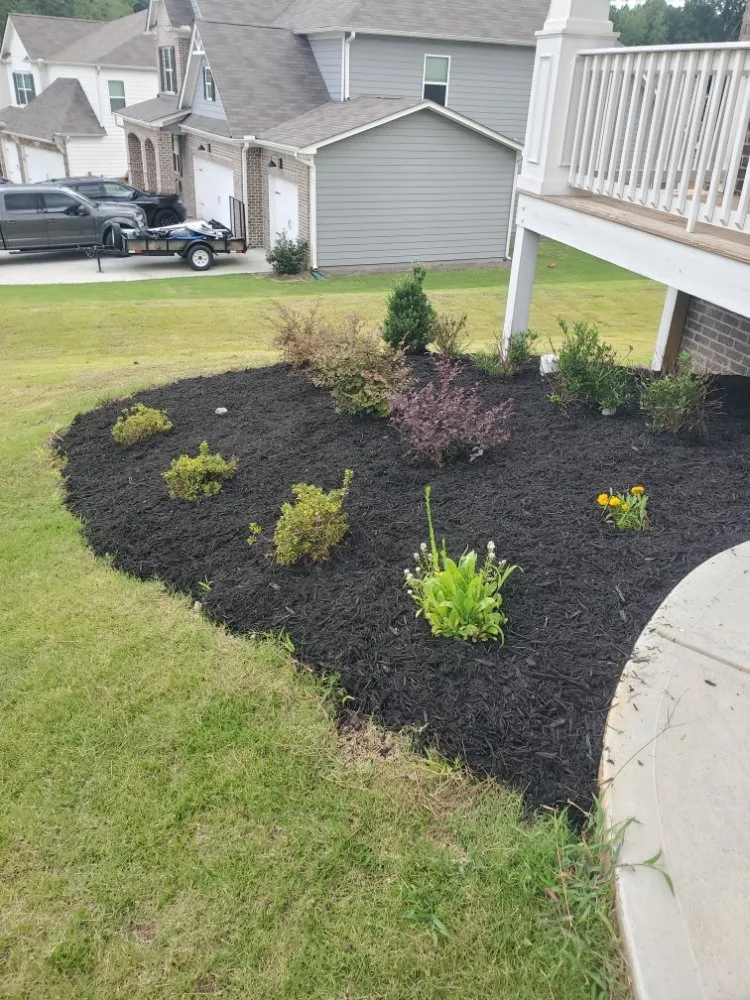 Reliable garden landscaping near you across Gainesville, GA - Palmour's Lawn Care