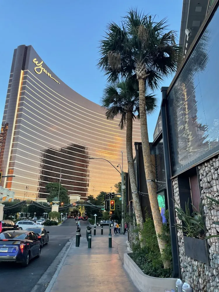 Top-rated residential landscaping in Las Vegas, NV - Palms 360