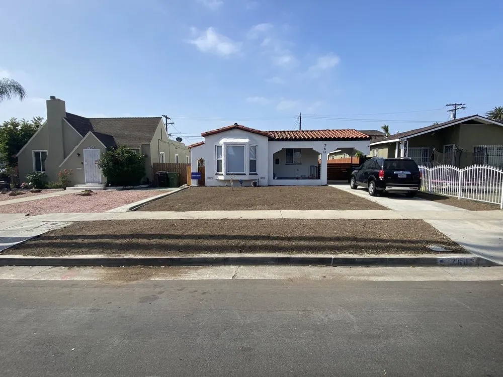 Expert yard maintenance with custom design across Gardena, CA - Palms Tree Care