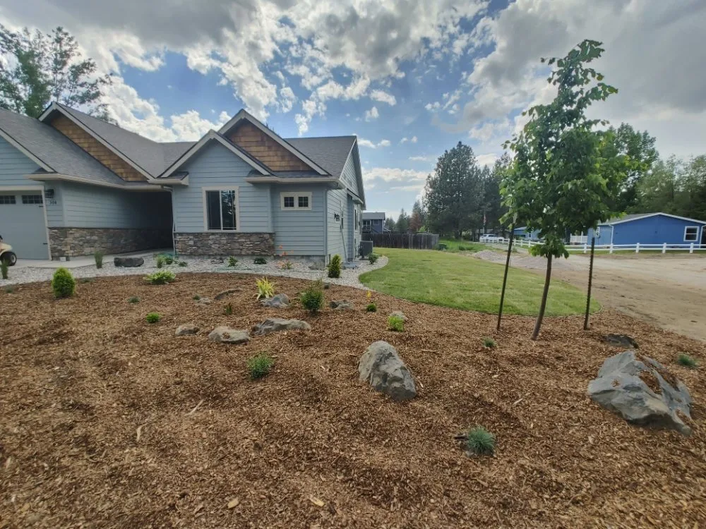 Custom lawn mowing service experts serving Deer Park, WA - Palms Tree Service & Landscaping