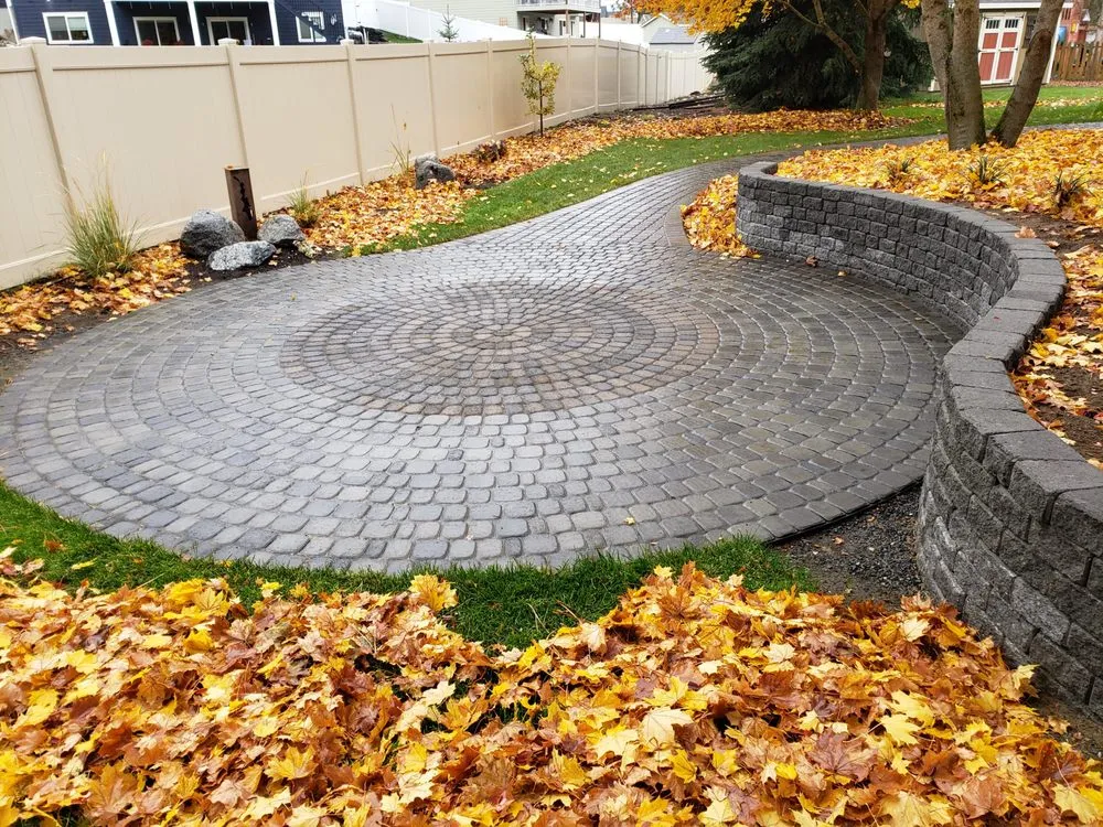 Reliable residential landscaping experts serving Deer Park, WA - Palms Tree Service & Landscaping