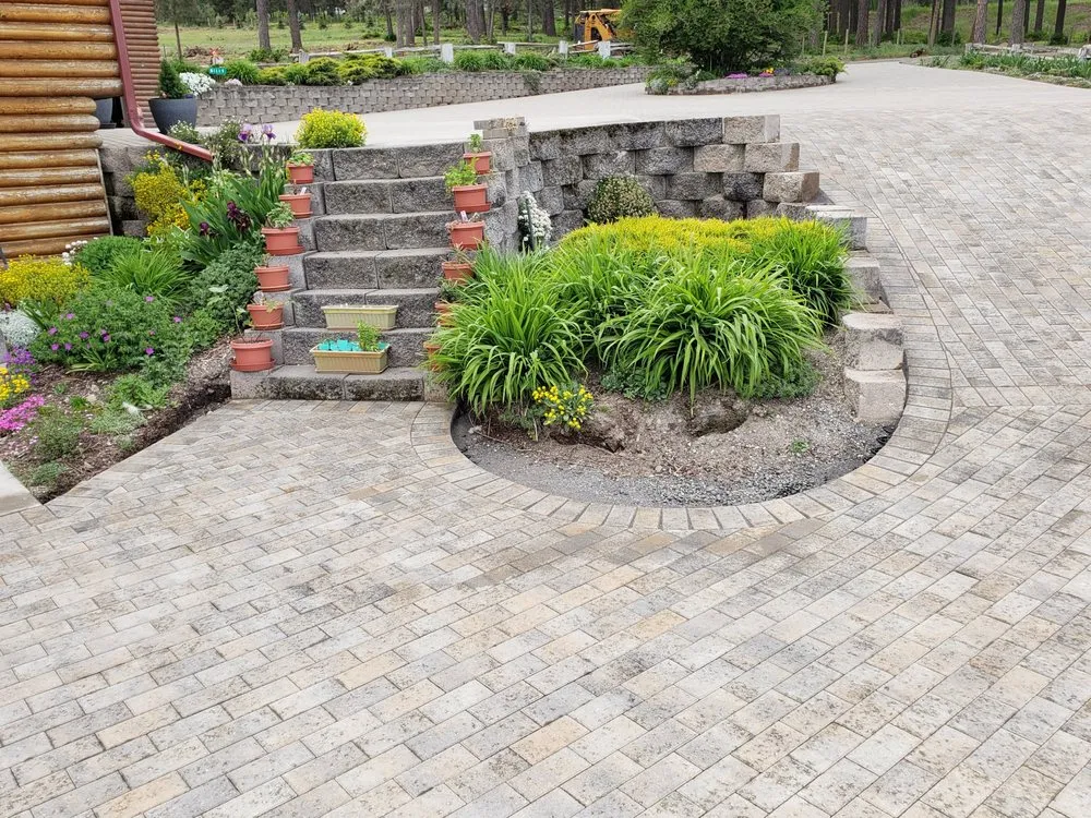 Affordable landscape installation experts serving Deer Park, WA - Palms Tree Service & Landscaping