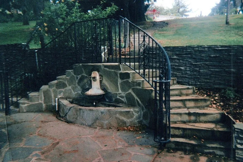 Affordable landscaping services experts serving Modesto, CA - Palmstone Landscaping