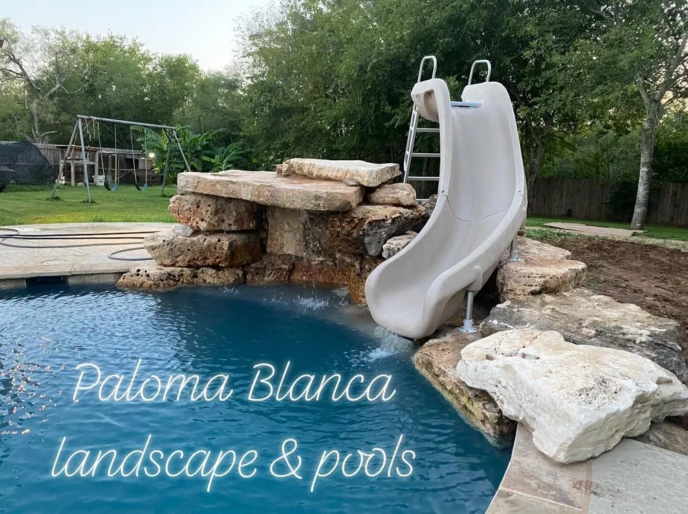 Affordable landscape design for residential properties in Floresville, TX by Paloma Blanca Landscape & Pools