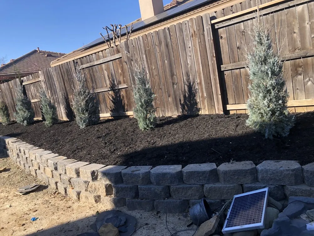Local garden landscaping in Sacramento, CA by Palomares Landscaping