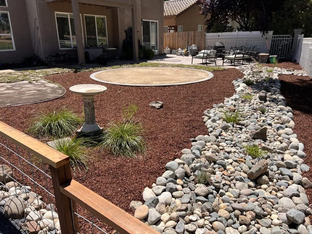 Affordable yard cleanup service in Sacramento, CA by Palomares Landscaping