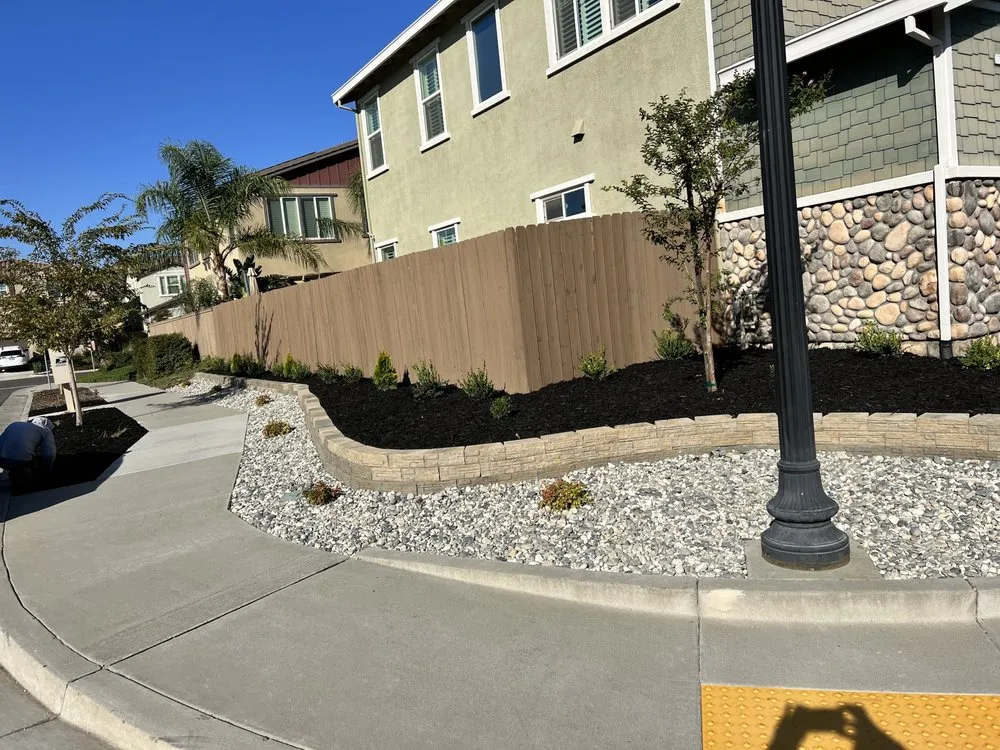 Professional lawn mowing service experts serving Sacramento, CA - Palomares Landscaping