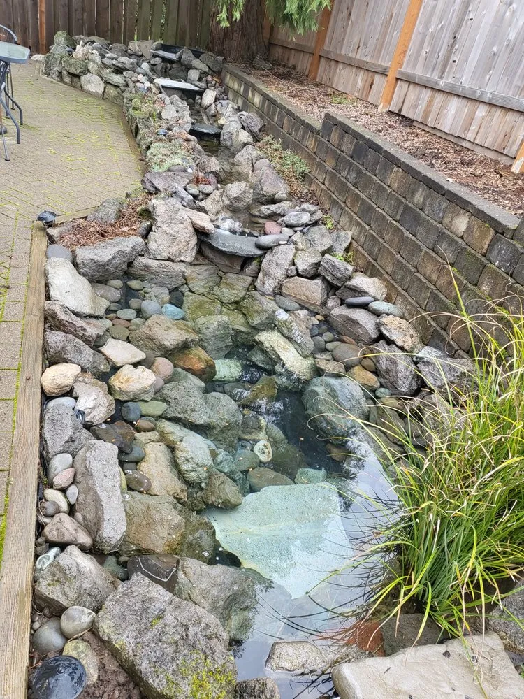 Top-rated garden landscaping in SALEM, OR by Palominos Ponds and Yard Maintenance