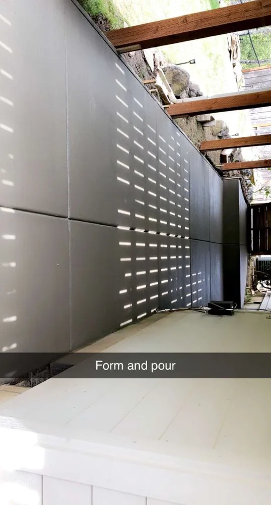 Trusted yard cleanup service for beautiful yards in Tigard, OR by Pamas Complete Concrete And Landscape