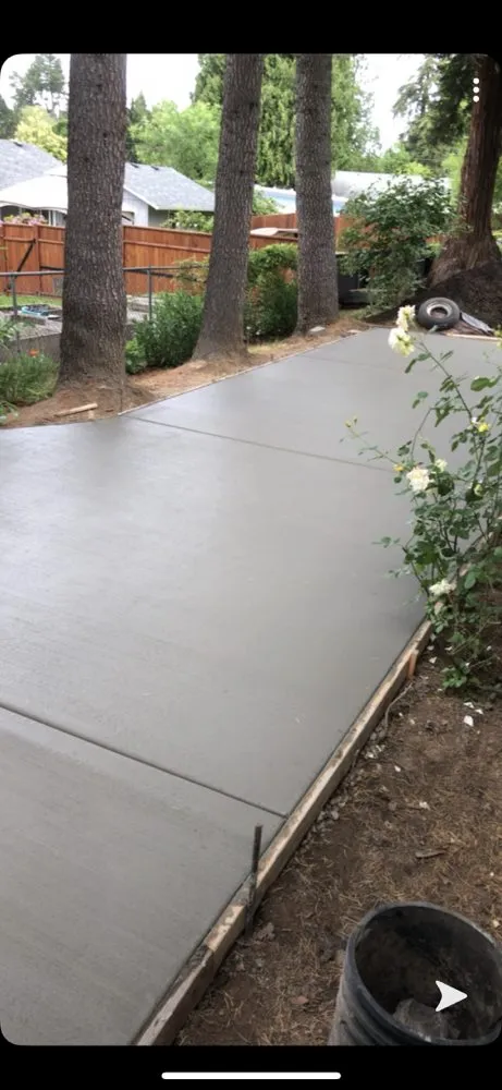 Top-rated outdoor landscaping for residential properties across Tigard, OR - Pamas Complete Concrete And Landscape