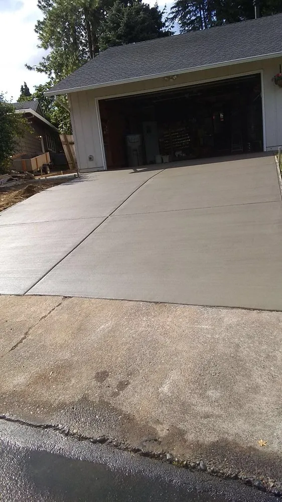 Trusted landscape installation experts serving Tigard, OR - Pamas Complete Concrete And Landscape