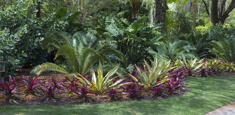 Custom yard maintenance in Boca Raton, FL by Pamela Crawford & Associates