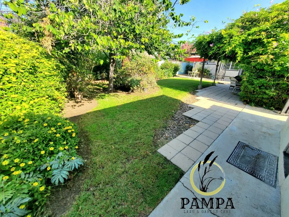 Trusted lawn mowing service in Anaheim, CA - Pampa Lawn & Garden Care