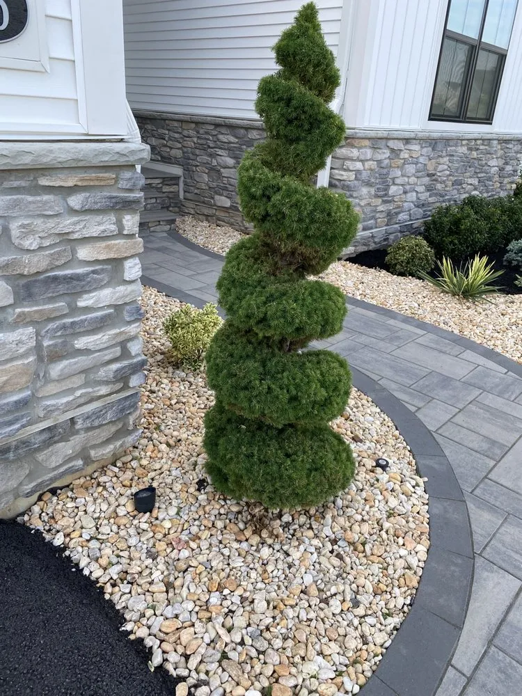 Reliable outdoor landscaping experts serving Fort Washington, PA - Pana Landscaping