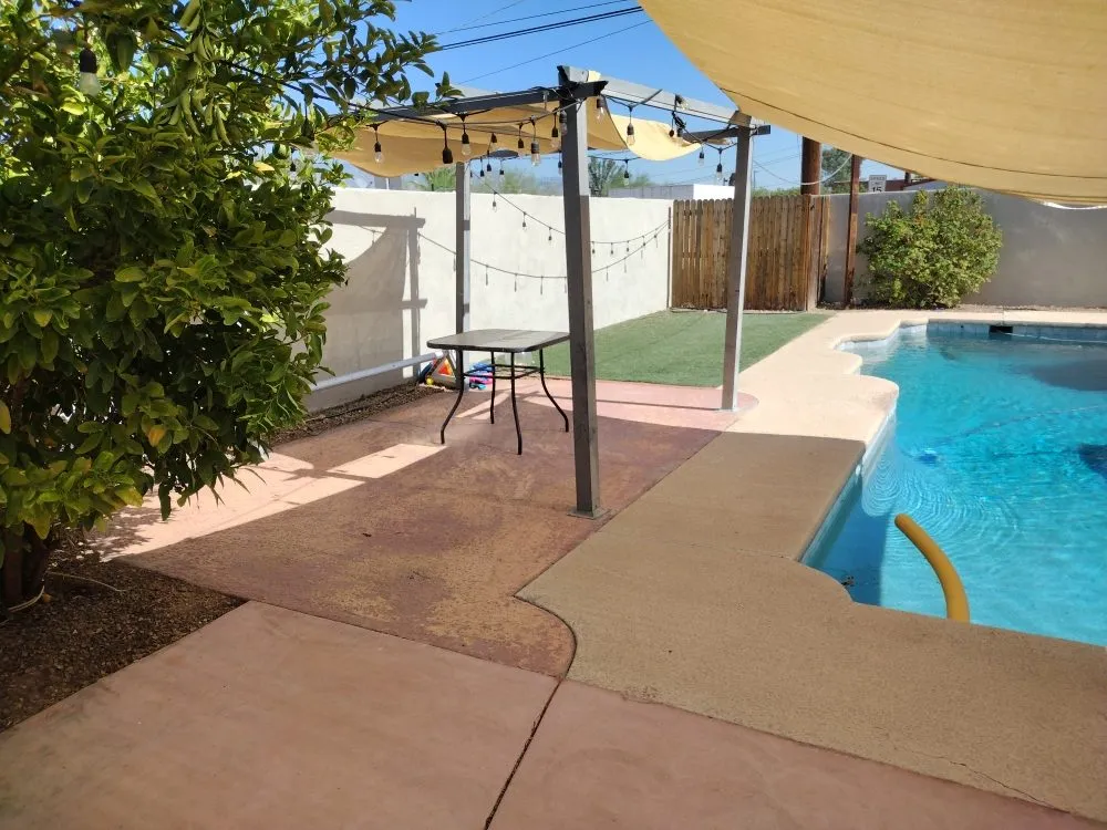 Reliable yard maintenance in Tucson, AZ by Panama Lou's Tucsonan Landscaping