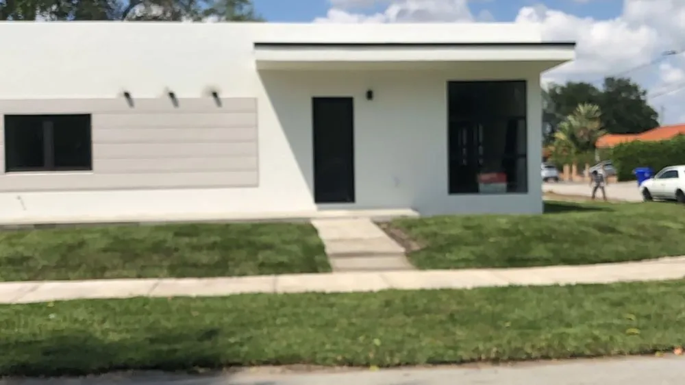 Top-rated landscape design in Miami, FL - Pancho El Nica