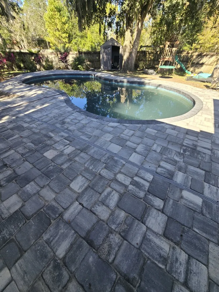 Top-rated landscaping services for homes in Orange Park, FL by Panchos Landscaping