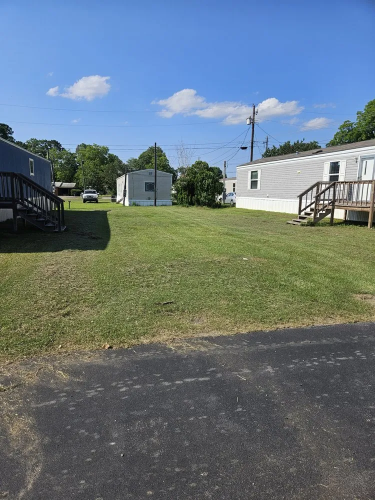 Local residential landscaping for homes across Dothan, AL - Panda Express Lawn Care