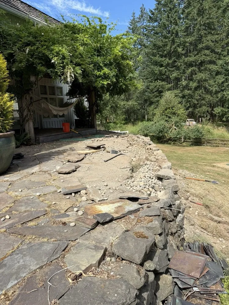 Top-rated lawn mowing service in Covington, WA - Panda Stylin