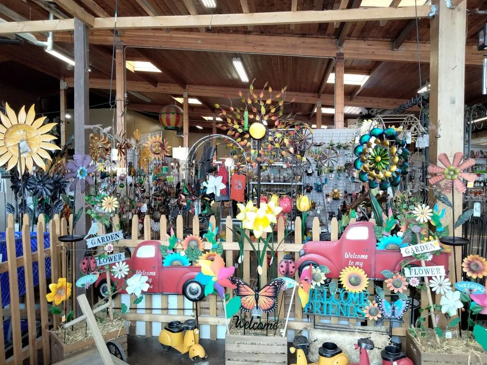 Affordable lawn mowing service for residential properties in Elyria, OH by Pandy's Garden Center