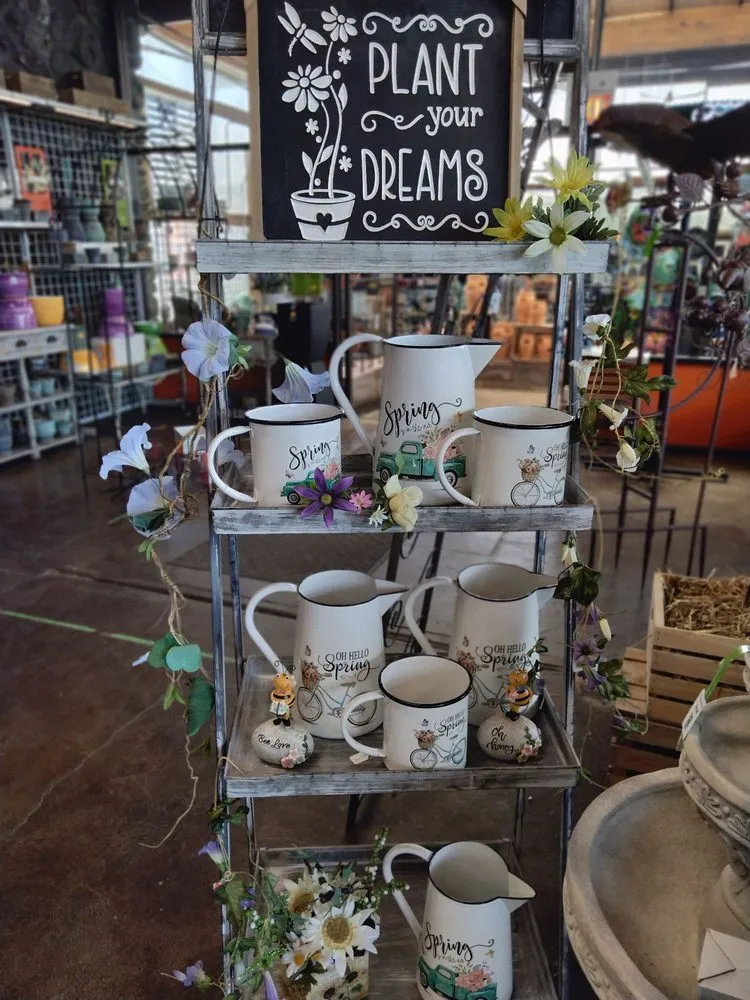 Trusted lawn mowing service experts serving Elyria, OH - Pandy's Garden Center