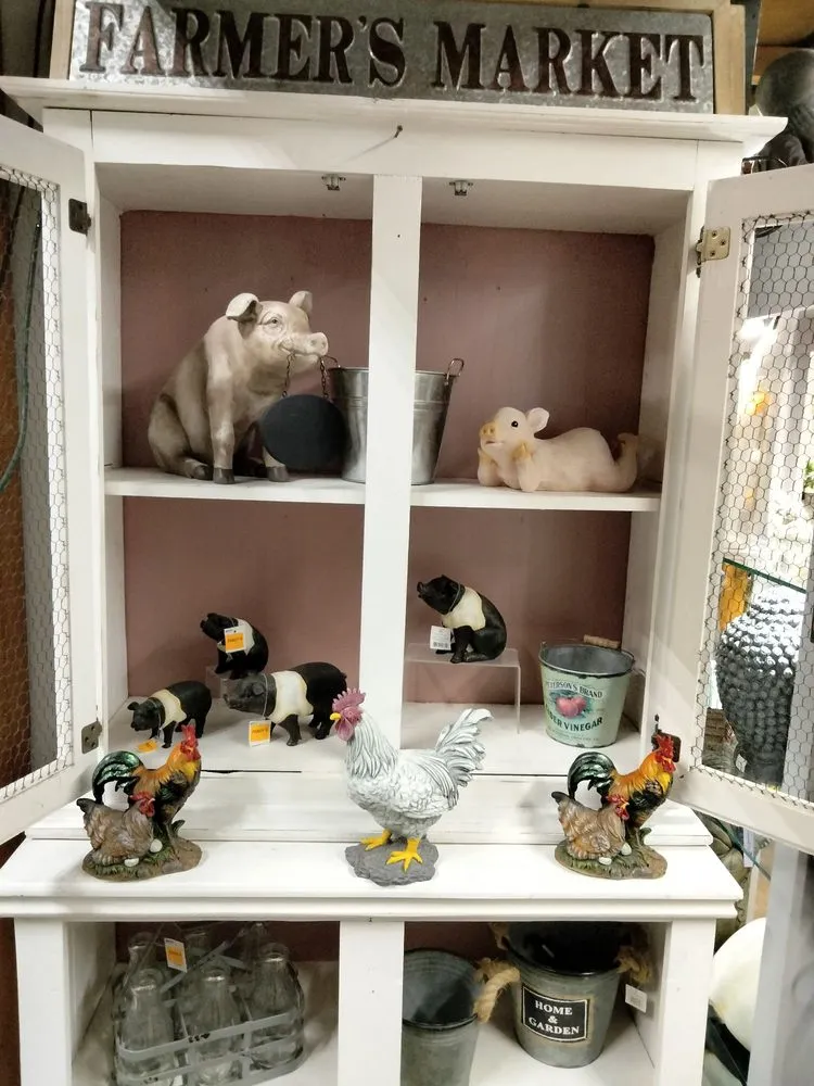 Affordable landscape installation experts serving Elyria, OH - Pandy's Garden Center