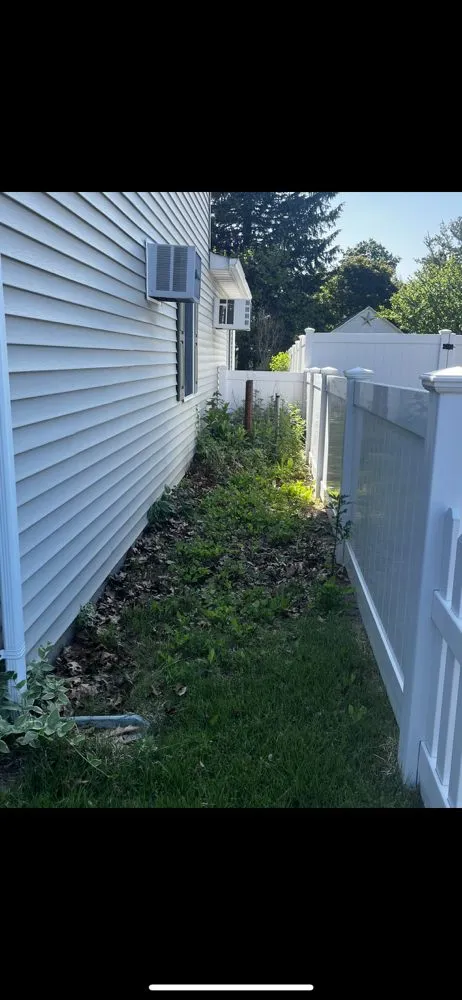 Trusted lawn mowing service near you across Lindenhurst, NY - Panetta’s Painting