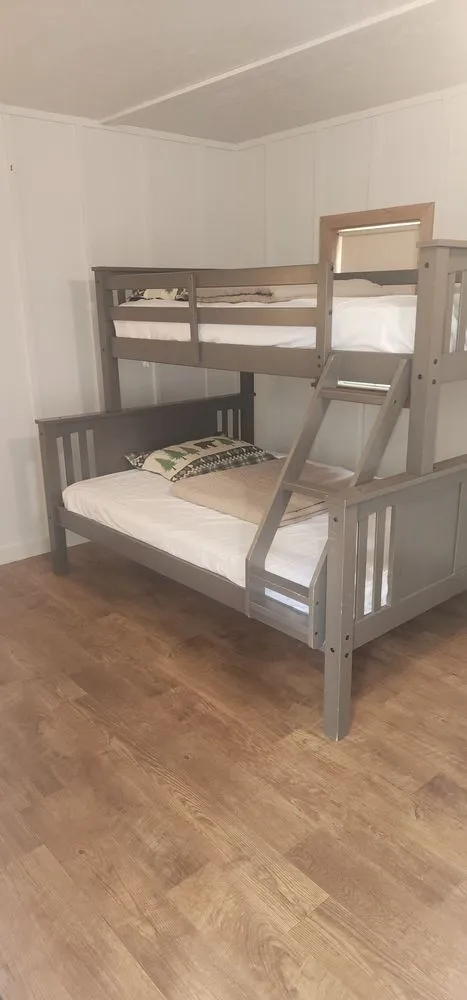 Top-rated lawn mowing service for beautiful yards in Niceville, FL by Panhandle Affordable Cleaning