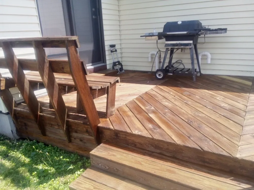 Custom yard maintenance for year-round maintenance in Ottumwa, IA by Panko Landscaping