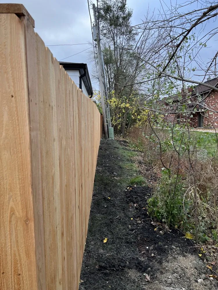 Reliable lawn mowing service experts serving Elgin, IL - Panorama Fence